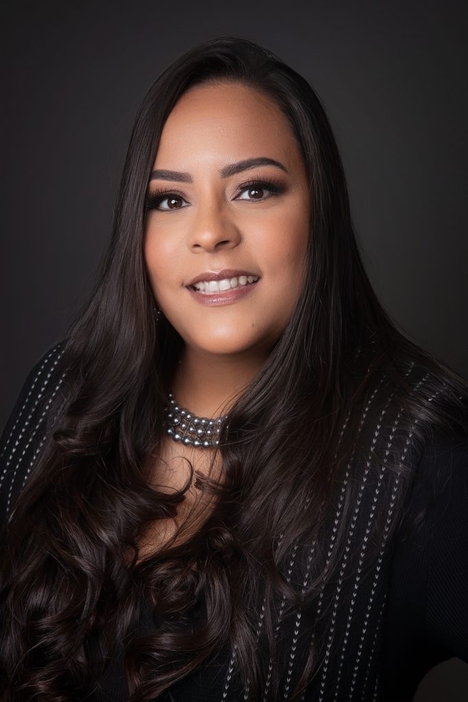 Julissa Headshot
